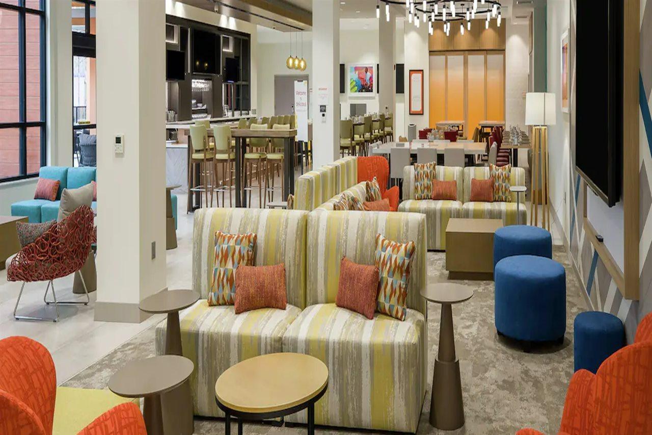 Hilton Garden Inn Pomona, Ca Bagian luar foto