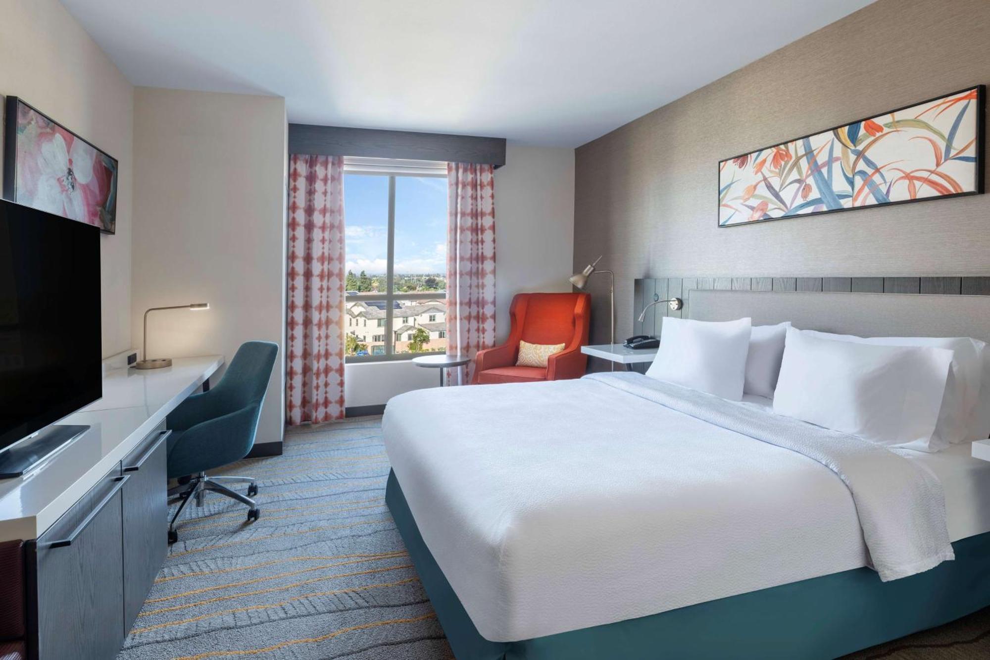 Hilton Garden Inn Pomona, Ca Bagian luar foto