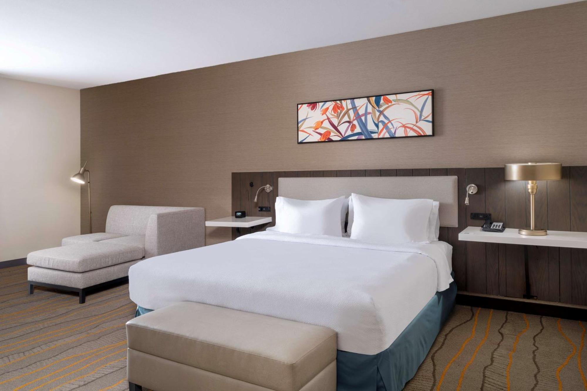 Hilton Garden Inn Pomona, Ca Bagian luar foto